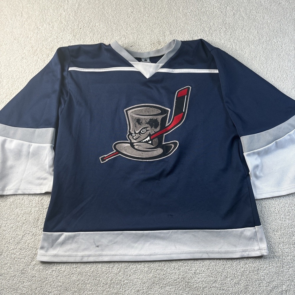 OT Sports Danbury Mad Hatters Hockey Jersey Medium Distressed Defunct Y2K 2008